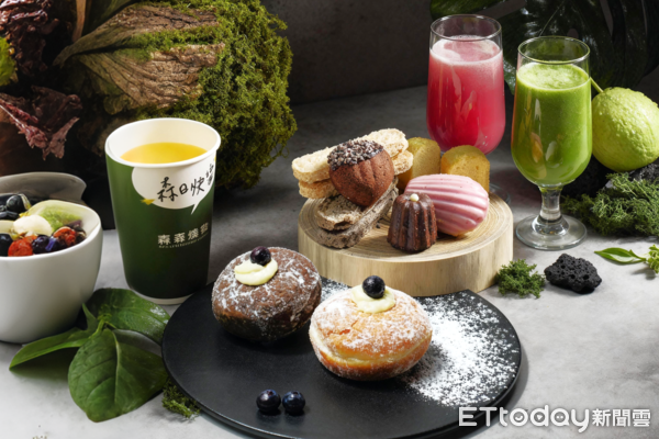 ▲森森燒肉被網友戲稱「被燒肉耽誤的甜點店」，近期新推2款口味的法式甜甜圈（原味、可可）。。（圖／森森燒肉提供）