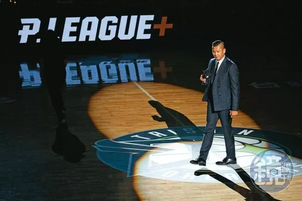 2021年底藝人陳建州創立的 P. LEAGUE+ 職籃聯盟，在開幕戰前夕驚傳旗下球員未成年時期的偷拍影片遭外流。（資料照）