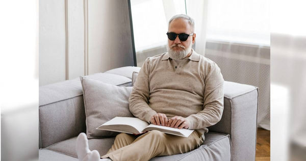 眼不盲心盲！義大利男「裝瞎」53年詐領超過3600萬補助金　當局宣布徹查