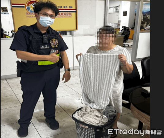 ▲內埔警方幫劉女找回衣物。（圖／記者陳崑福翻攝）