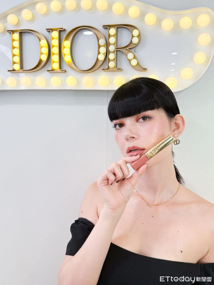 迪奧,DIOR,PAUL & JOE,彩妝,聖誕彩妝,。（圖／記者李薇攝、品牌提供）