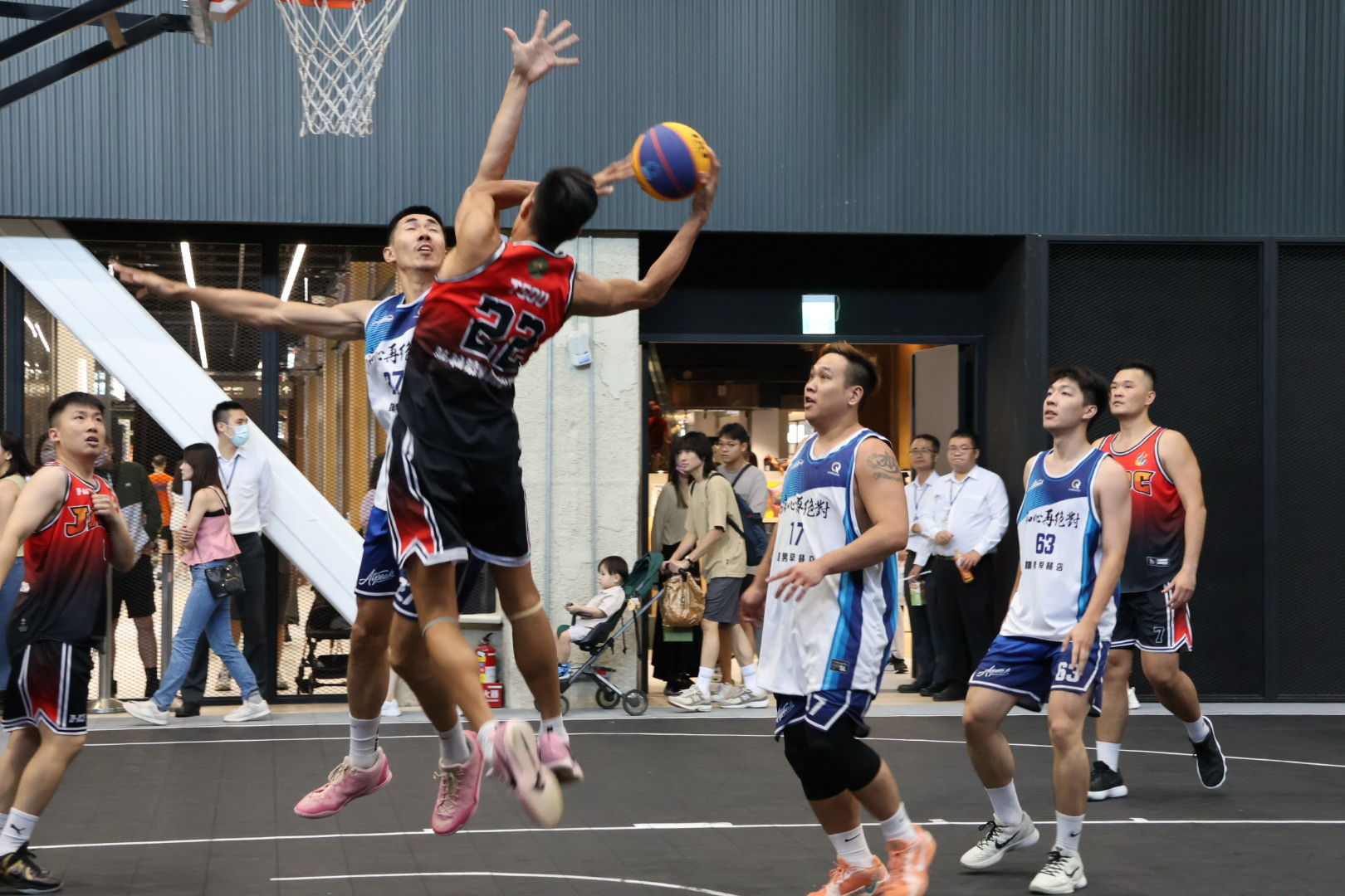 ▲▼  裕隆城,新店,購物中心,商場,百貨,十四張,誠品,威秀 。（圖／裕隆城提供）