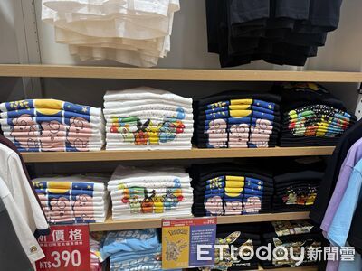 摺衣服高手！UNIQLO店員「隱藏技能」超狂　網讚爆：不用攤開看了