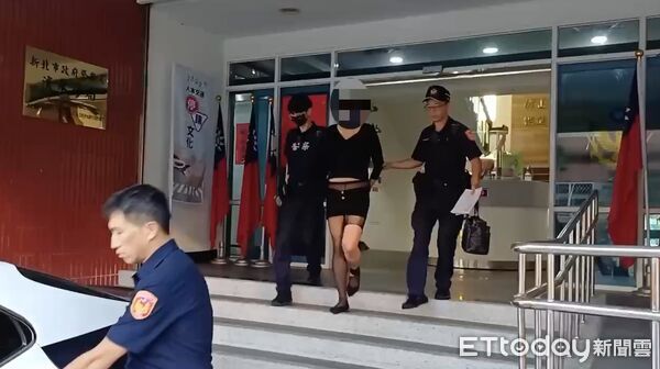 ▲▼ 楊姓男子因遭通緝長期男扮女裝，昨日因搭車付不出車資遭逮 。（圖／記者潘鳳威攝）