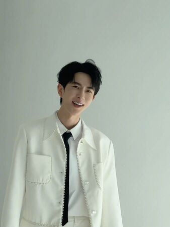 ▲▼于朦朧9月離世至今剛過1個月，微博照片持續消失。（圖／翻攝自微博）