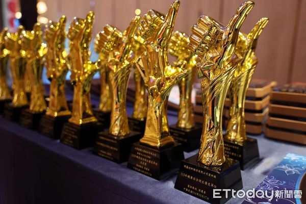 ▲縣府、勞動部與企業代表齊聚三好國際酒店，共同守護勞工安全。（圖／記者游瓊華翻攝）