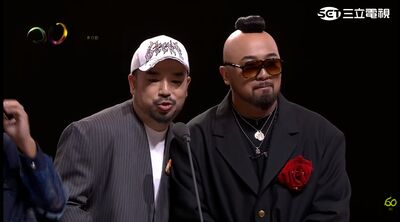 金鐘獎／阿達上台被問Lulu尷尬結巴！　台下陳漢典「大器反應」被拍