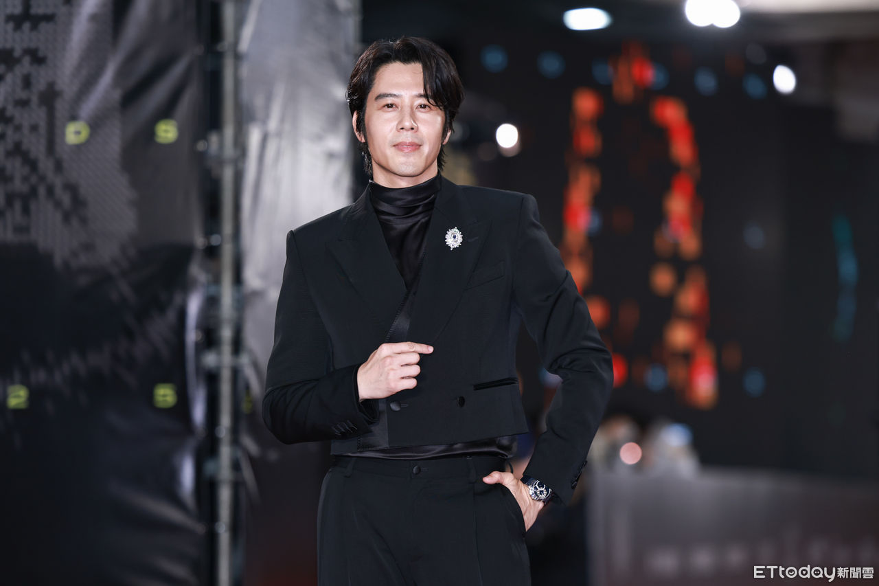 ▲▼2025金鐘獎節目紅毯-胡宇威。（圖／攝影中心攝）