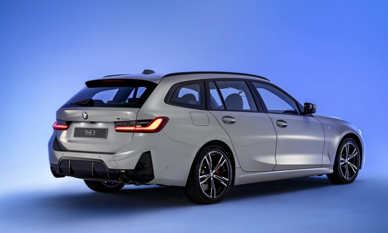 ▲320i Touring 50 Jahre限量版即將在10/20上市。（圖／翻攝自BMW）