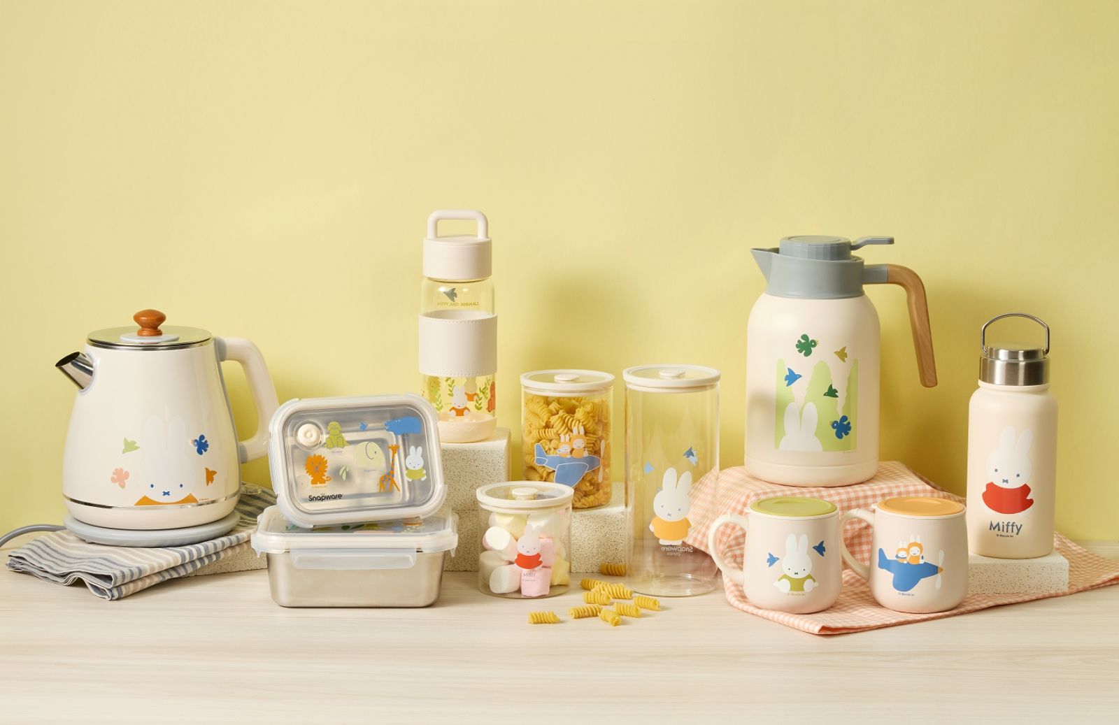 ▲▼全聯即日起至2026年1月4日推出「康寧 X Miffy」積分換購，多款超萌又實用的餐廚具，最低29折起。（圖／業者提供）