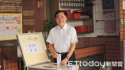 郝龍斌投票喊「從從容容迎接勝利」　爆昨晚盧秀燕傳簡訊加油打氣