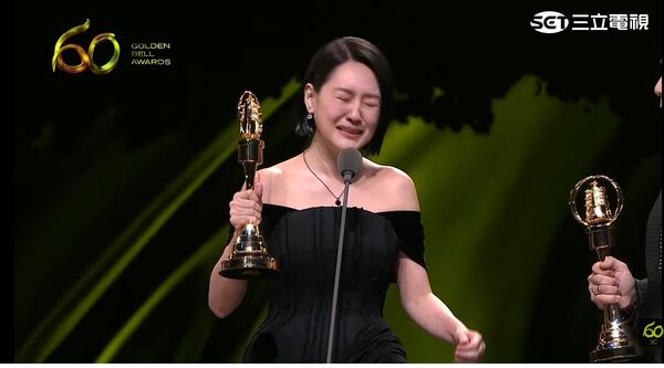 ▲金鐘獎綜藝節目主持人獎，小S【徐熙娣】、派翠克【柳柏丞】／小姐不熙娣。（圖／翻攝自YouTube／金鐘獎 Golden Bell Awards）