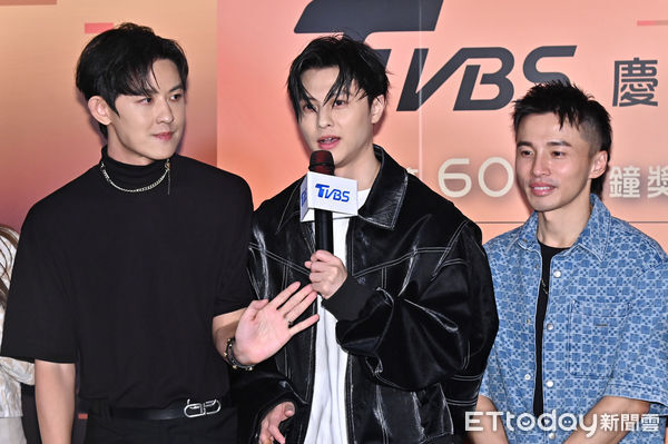 ▲▼第60屆金鐘獎TVBS慶功宴，實境節目主持人獎，敖犬、威廉、阿緯、小杰、王子、朵拉 Dora/來吧!哪裡怕。（圖／記者李毓康攝）