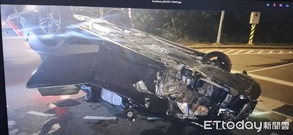 ▲▼金門死亡車禍。（圖／記者鄭逢時翻攝）
