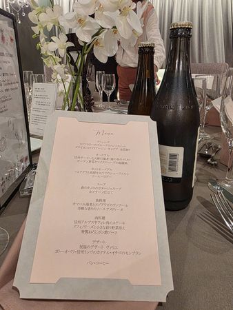 ▲鄭家純與AKIRA交換戒指。（圖／記者葉文正攝，千巡影視）