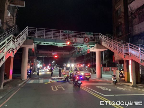 ▲▼自小客撞死過馬路的81歲婦人，竟還肇逃落跑。（圖／記者邱中岳翻攝）