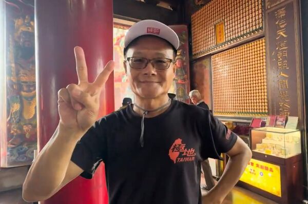 ▲順澤宮鏟子超人帽爆紅。（圖／記者唐詠絮翻攝）