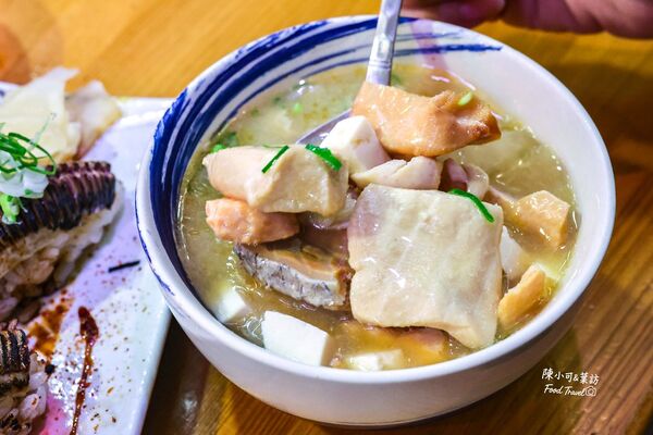 ▲▼宜蘭日式料理「豪壽司」！日本秋刀魚季節限定＋海鮮丼飯推薦。（圖／部落客陳小可提供）