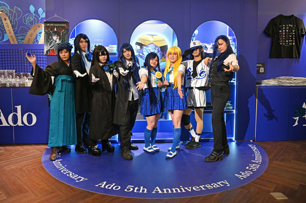 ▲▼ Ado真實聲音到場！台北快閃店有驚喜　中文台詞限定吊飾曝光。（圖／環球音樂提供）