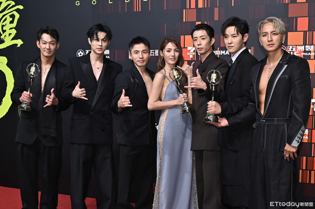 ▲第60屆金鐘獎節目類頒獎典禮，實境節目主持人獎，敖犬、小煜、威廉、阿緯、小杰、王子、朵拉 Dora/來吧!哪裡怕。（圖／記者李毓康攝）