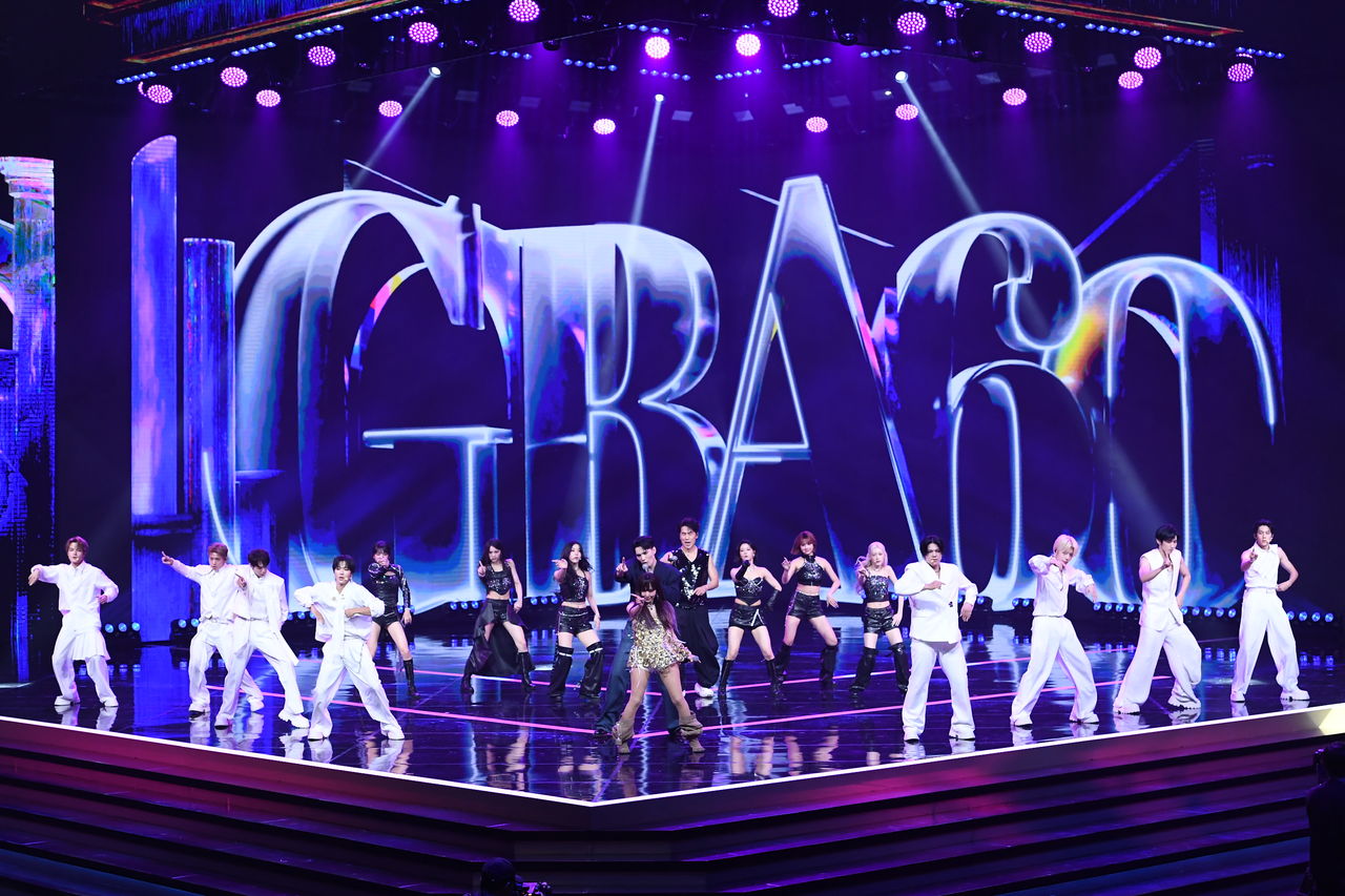 ▲▼  羅時豐金鐘60表演 。（圖／三立提供）