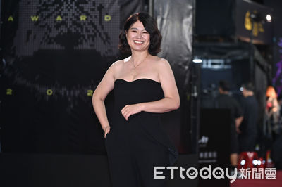 金鐘獎／嚴藝文走紅毯「突爆粗口」！　崩潰畫面全被播出