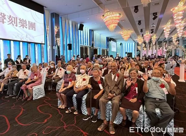 ▲屏東縣政府重陽敬老鑽石婚表揚大會。（圖／屏東縣政府提供）