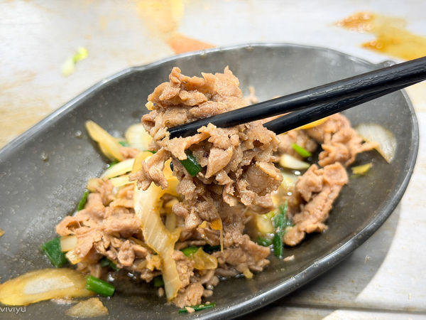 ▲▼桃園平價美食「浪人鐵板燒」營業到凌晨2點！無限暢飲、青菜免費續。（圖／部落客VIVIYU提供）