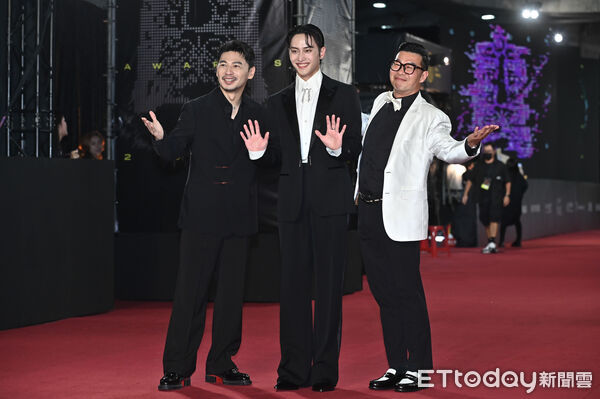 ▲第60屆戲劇類金鐘獎星光大道，《X!又是星期一》范少勳、馬力歐、林暐恆導演。（圖／記者李毓康攝）