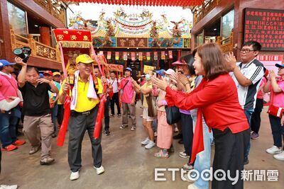 三媽會香行腳駐駕七堵慶濟宮　副市長邱佩琳：展現宗教凝聚力