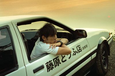 周杰倫《頭文字D》4K修復版重映 限量8686張AE86海報收藏家搶翻