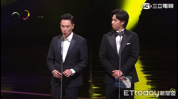 ▲第60屆金鐘獎戲劇類頒獎典禮頒獎人，謝祖武、謝展榮。（圖／翻攝自YouTube／金鐘獎 Golden Bell Awards）