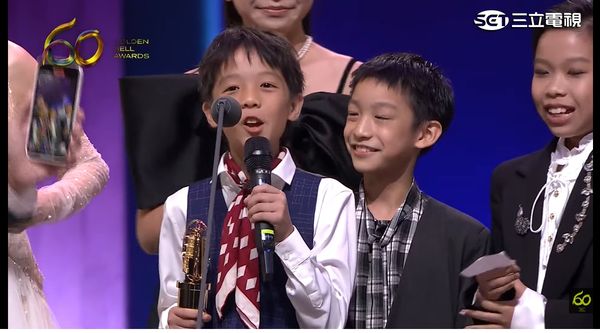 ▲第60屆金鐘獎戲劇類頒獎典禮，戲劇類節目創新獎，什麼都沒有雜貨店。（圖／翻攝自YouTube／金鐘獎 Golden Bell Awards）