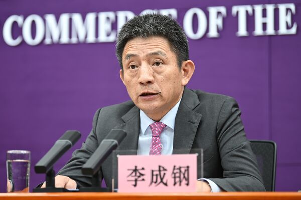 ▲▼中國商務部國際貿易談判代表李成鋼性格火爆，威脅美國恐陷入「地獄之火」。（圖／達志影像／美聯社）