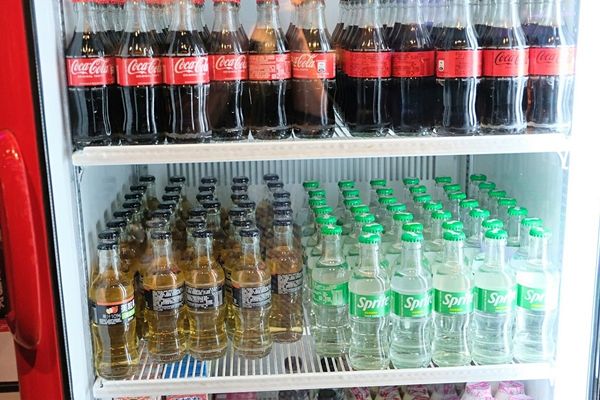 ▲▼台南東區火鍋吃到飽「尬麻火鍋聚場」！499元起和牛吃到飽，復古電玩機、娃娃機免費玩，氣氛最歡樂的夜店風火鍋店！（圖／部落客愛比妞提供）