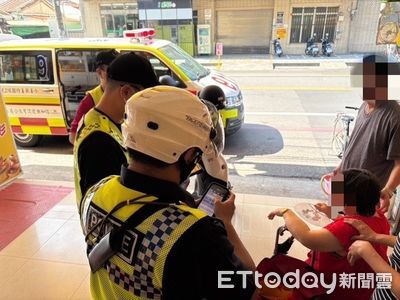 屏東婦郵局前暈倒　熱心民眾+內埔警聯手化解危機