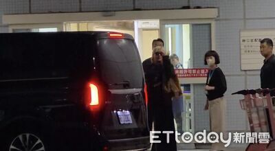 BLACKPINK離台「剩 Lisa獨留高雄」 LV三公子被拍到愛相隨來台