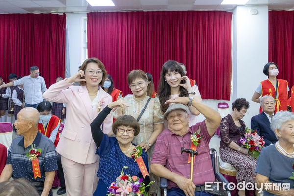 ▲屏東市19日舉辦模範夫妻表揚典禮。（圖／屏東市公所提供）