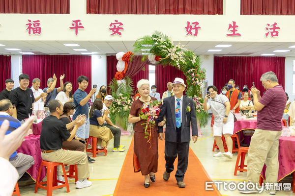▲屏東市19日舉辦模範夫妻表揚典禮。（圖／屏東市公所提供）