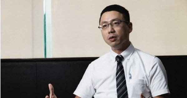 律師白禮維（圖）認為《國立大學合併推動辦法》徒有抽象具文，針對合併程序卻沒有具體規範，教育部該當檢討。（圖／翻攝自永信法律事務所官網）