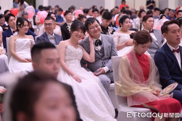 ▲▼花蓮縣今年秋季集團結婚於遠雄悅來大飯店隆重登場。（圖／花蓮縣政府提供，下同）