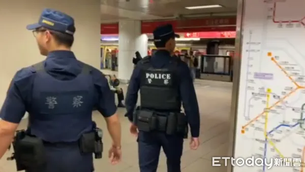 ▲▼台北捷運遭恐嚇「放炸彈」，警方加強巡邏。（圖／記者張君豪翻攝）