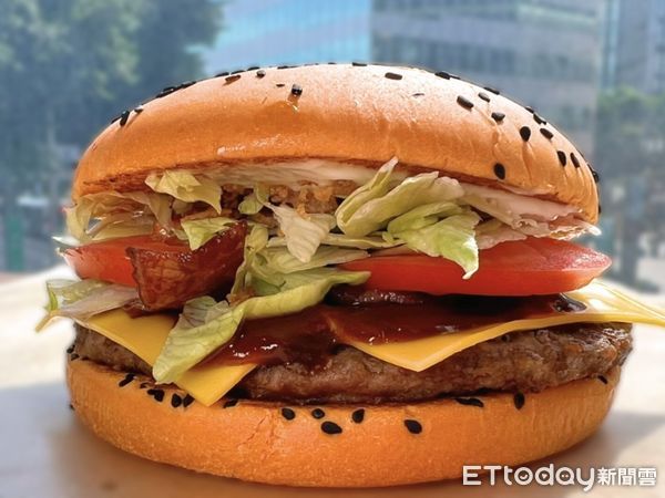 ▲▼漢堡王推出「萬聖節限定套餐」。（圖／業者提供）