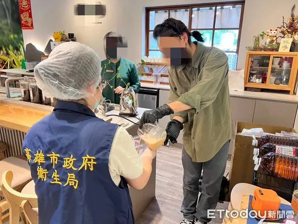 ▲▼衛生局針對冰飲品進行衛生稽查。（圖為合格店家／記者許宥孺翻攝）