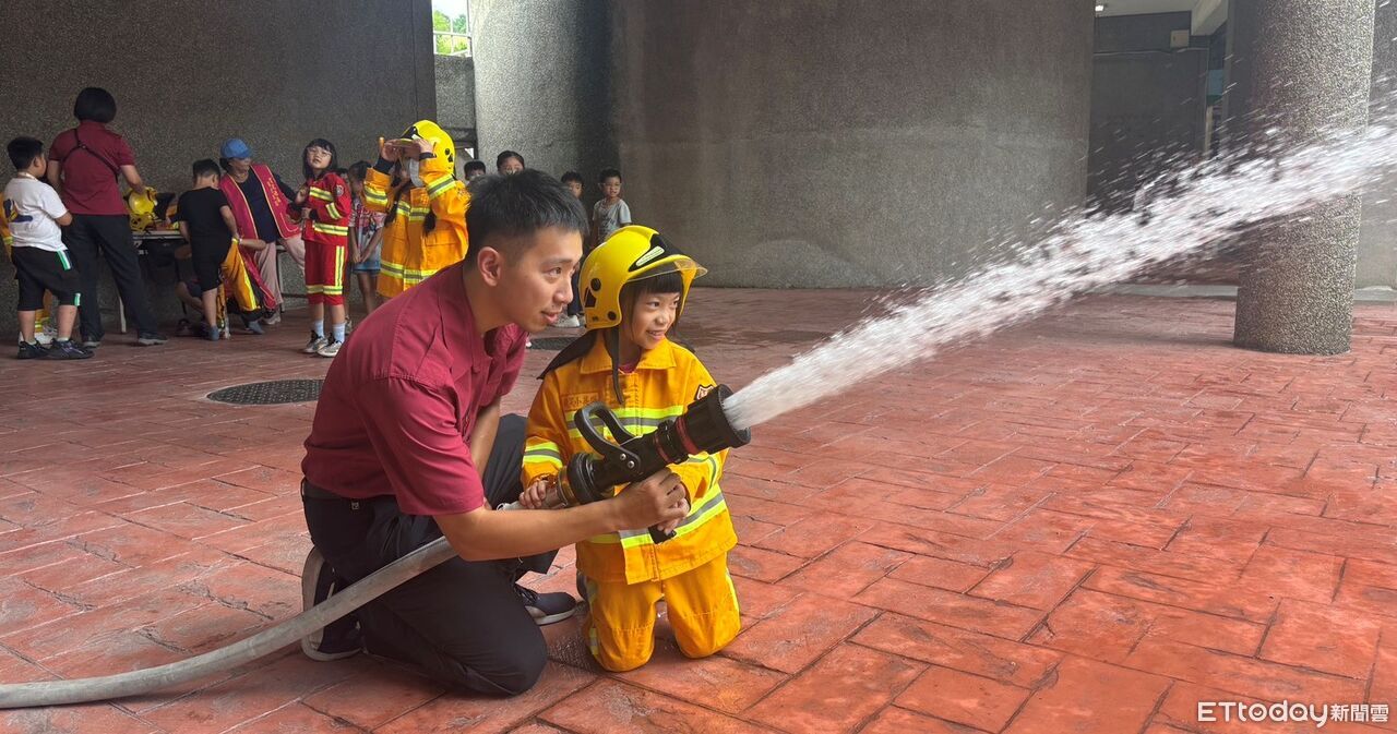 書院山城出任務！成功國小化身消防基地　學童闖關體驗學防災