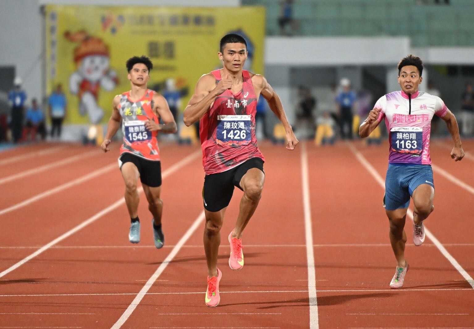 ▲▼台灣首次100公尺跑進10秒　陳玟溥飆出9秒95成史上第一人。（圖／台南市政府體育局 ）