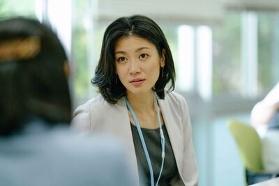 日本金獎導演遇到29娃也沒輒！片場大吼：給我聽話　兇完尷尬了