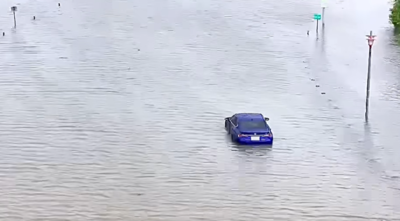 豪雨狂灌又遇大潮 新北二重疏洪道淹水「半個輪胎深」空拍畫面曝