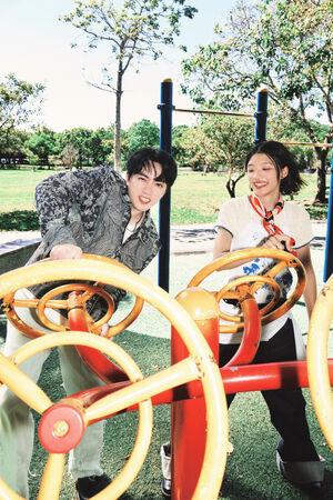 ▲▼ 黃若欣和李友廷在高溫下拍MV。（圖／華研提供）