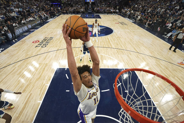 ▲海耶斯想和唐西奇一起打國際賽，因此決定申請斯洛維尼亞護照。（圖／達志影像／美聯社）